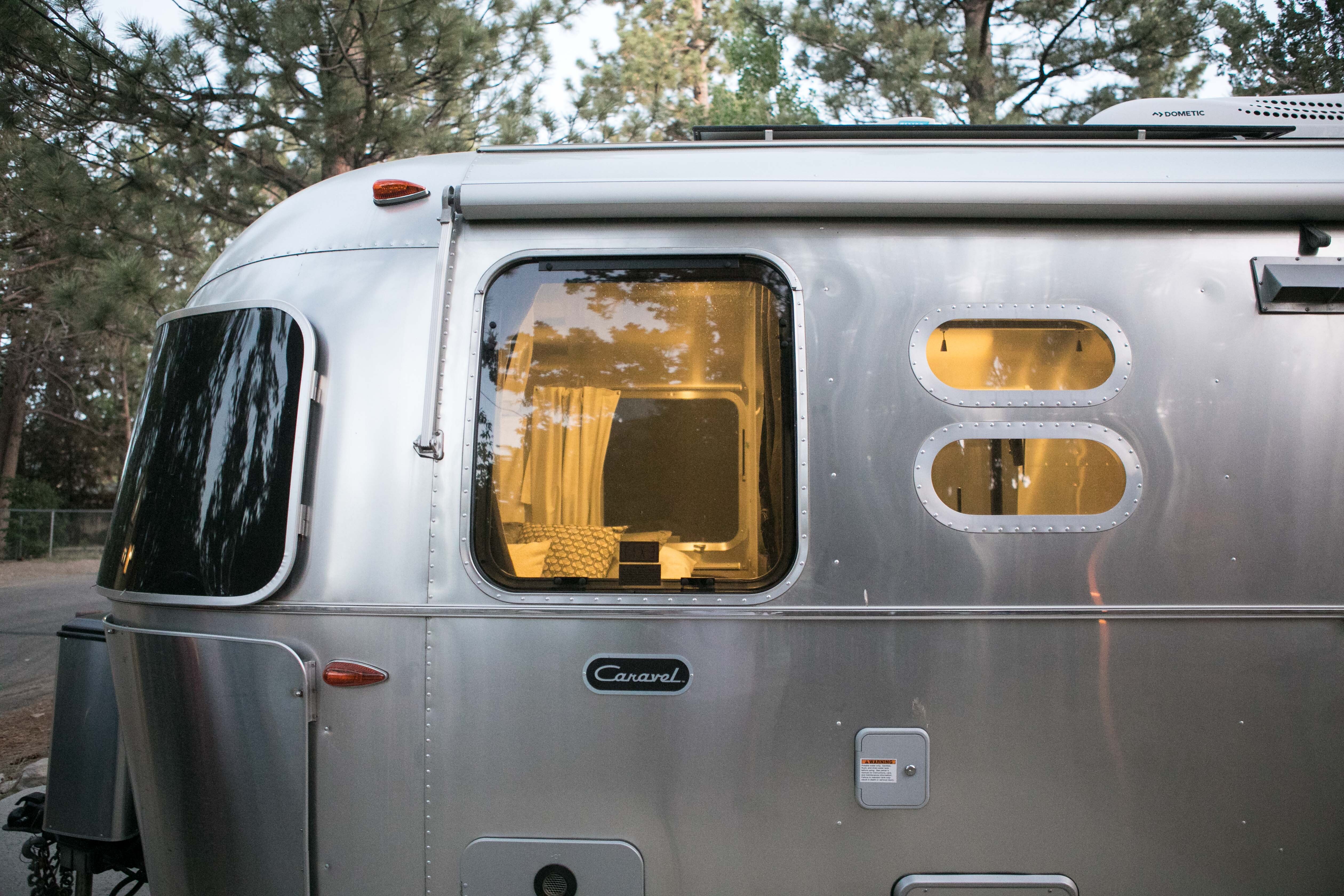 2023 Airstream CARAVEL 22FB RV