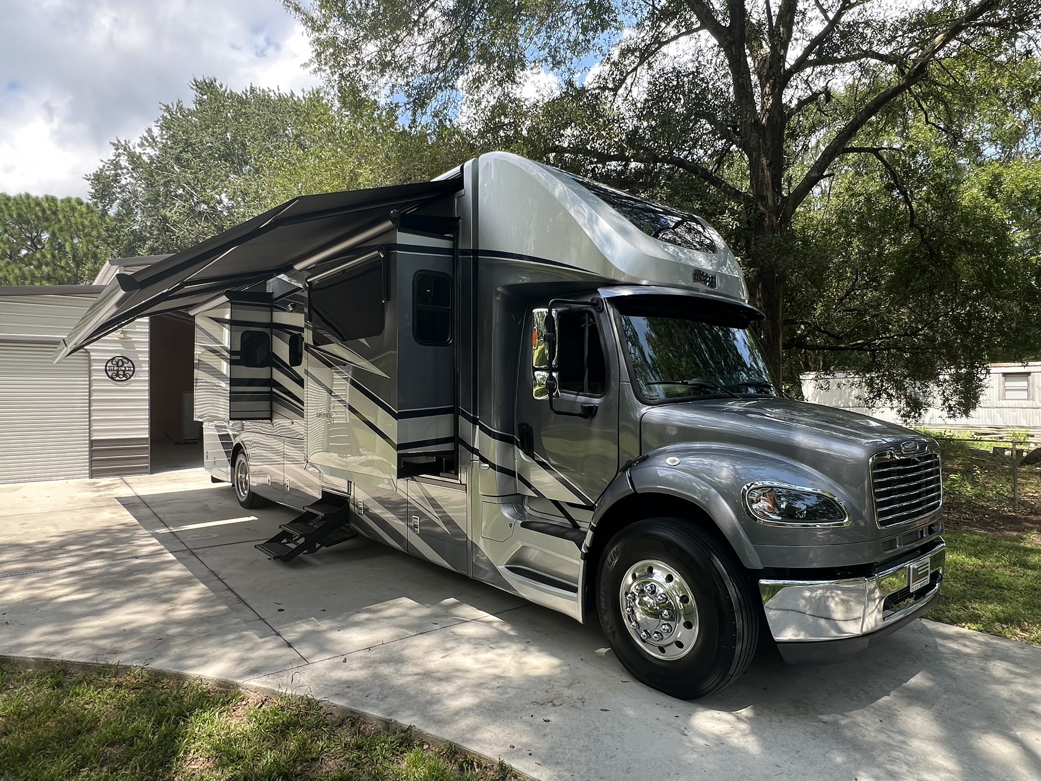 2022 Newmar SUPER STAR 4059 RV