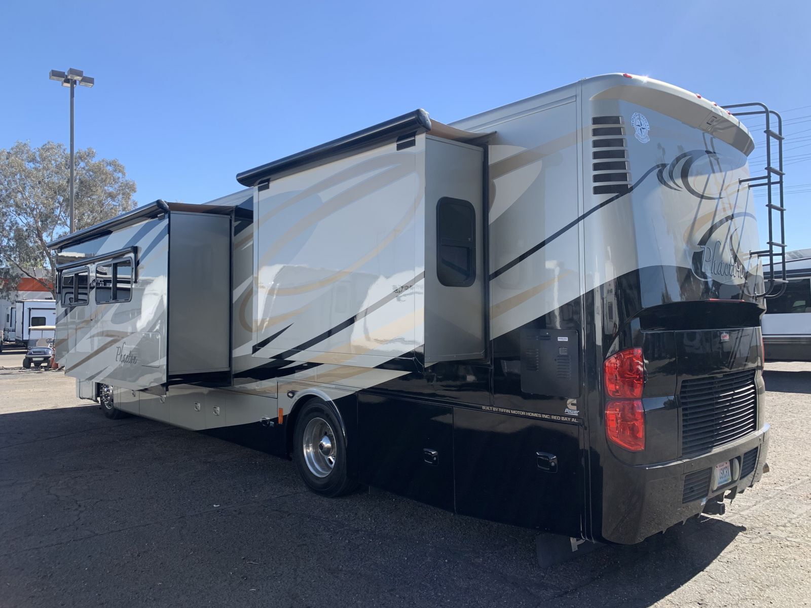 2011 Tiffin Phaeton 40QTH in tucson AZ