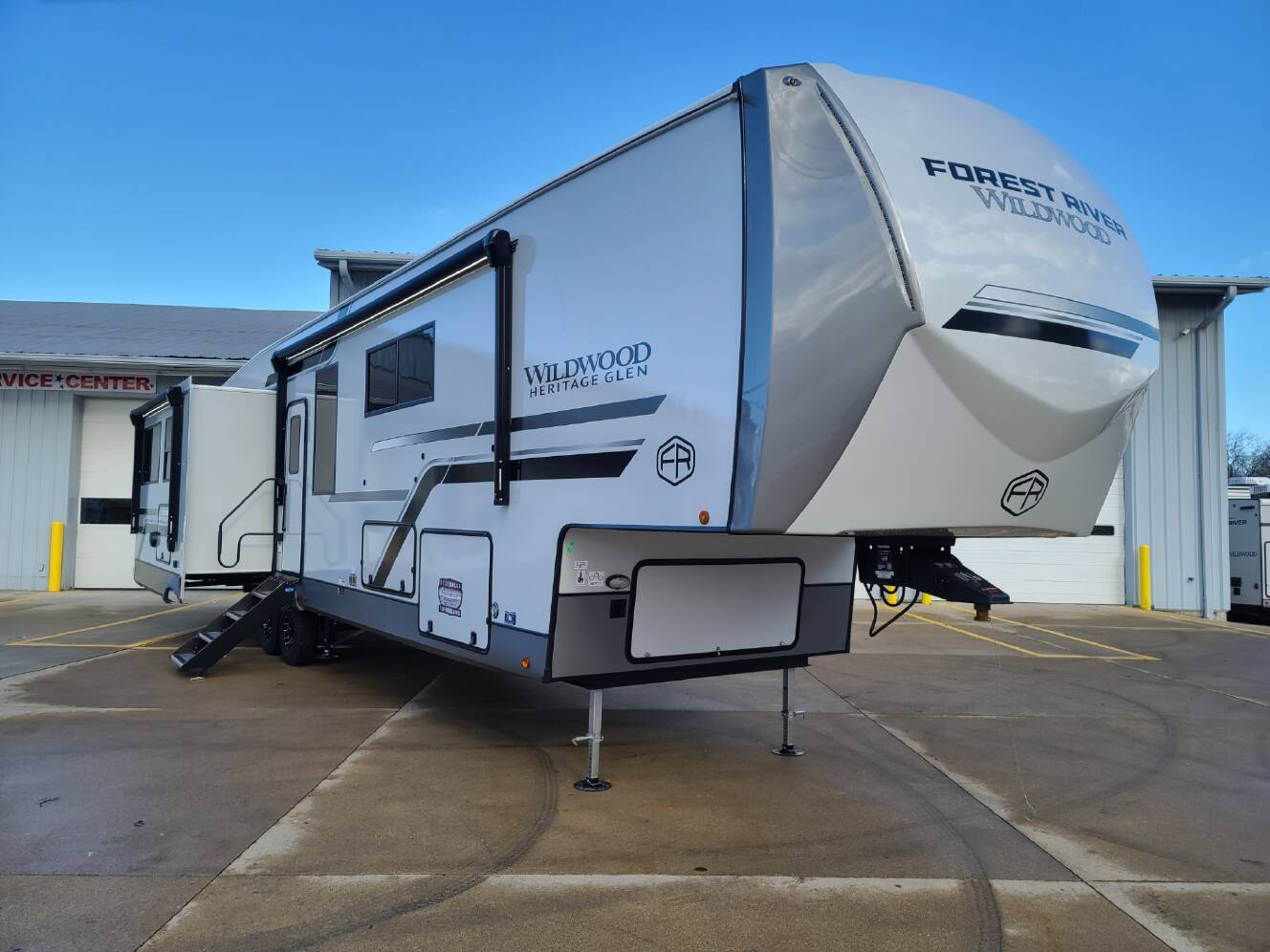 A photo of this 2026 Forest River Wildwood Heritage Glen 380WDR