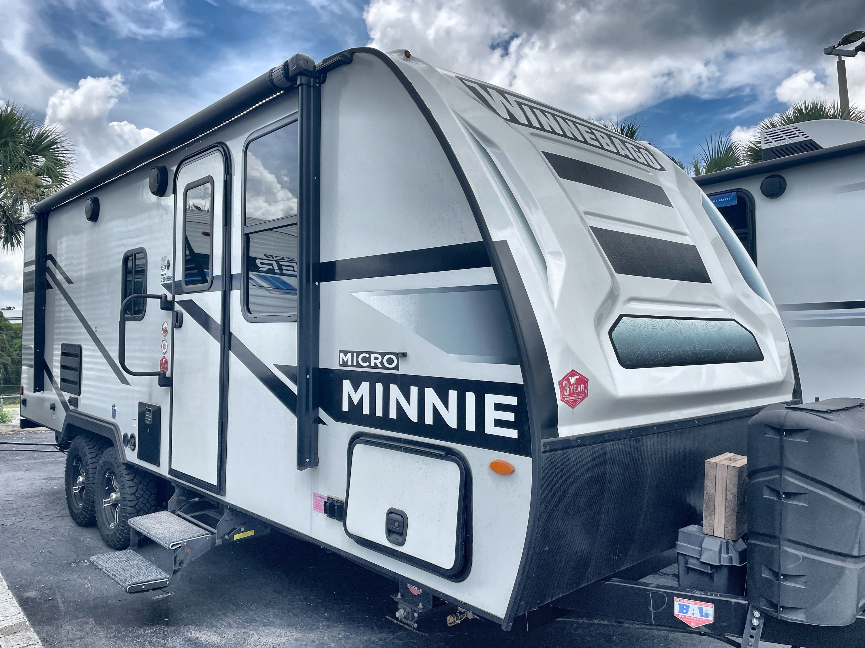 2023 Winnebago MICRO MINNIE 2306BHS RV