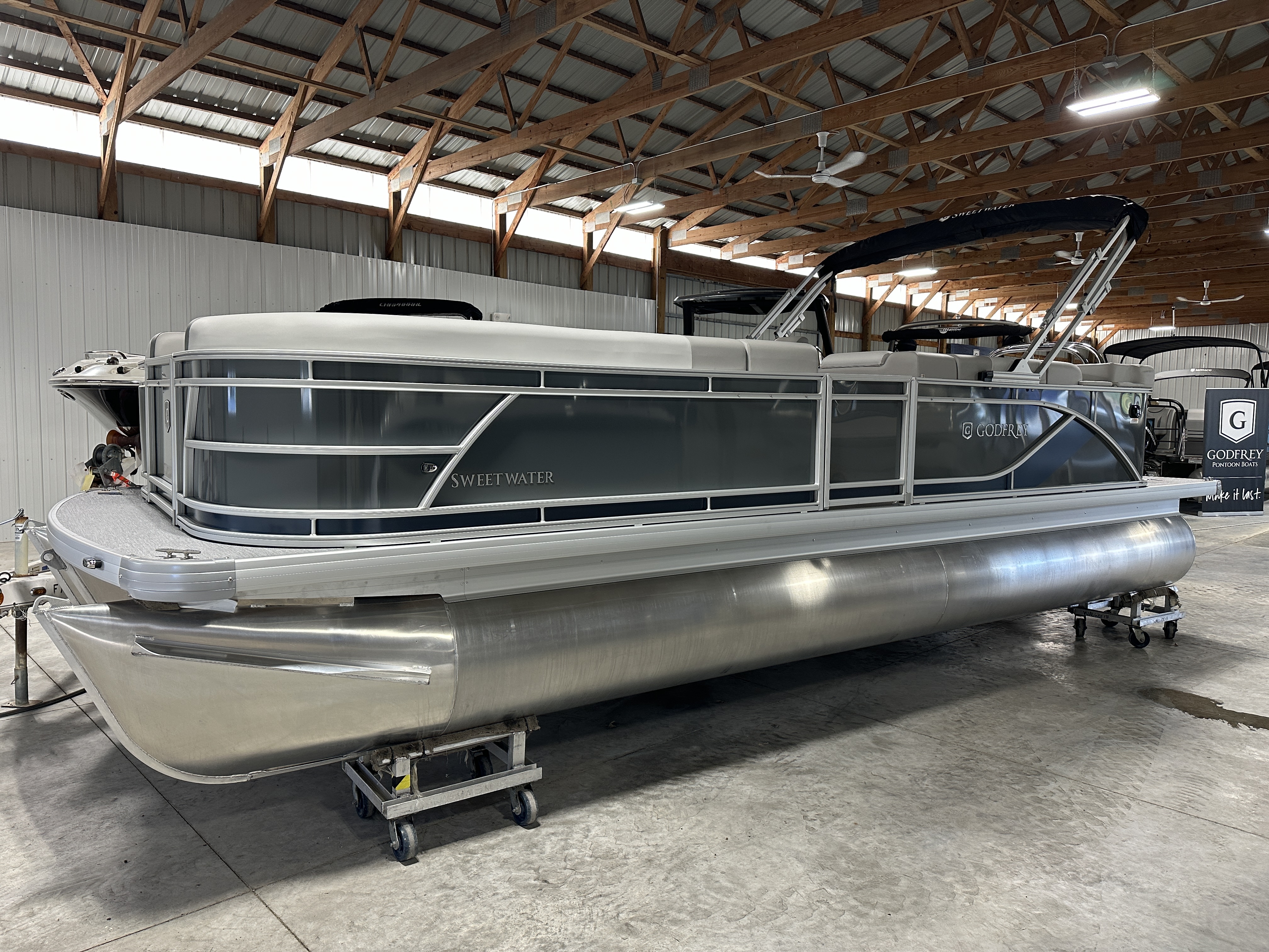 2026 Godfrey Pontoons SW 2286 CSE in fontana WI