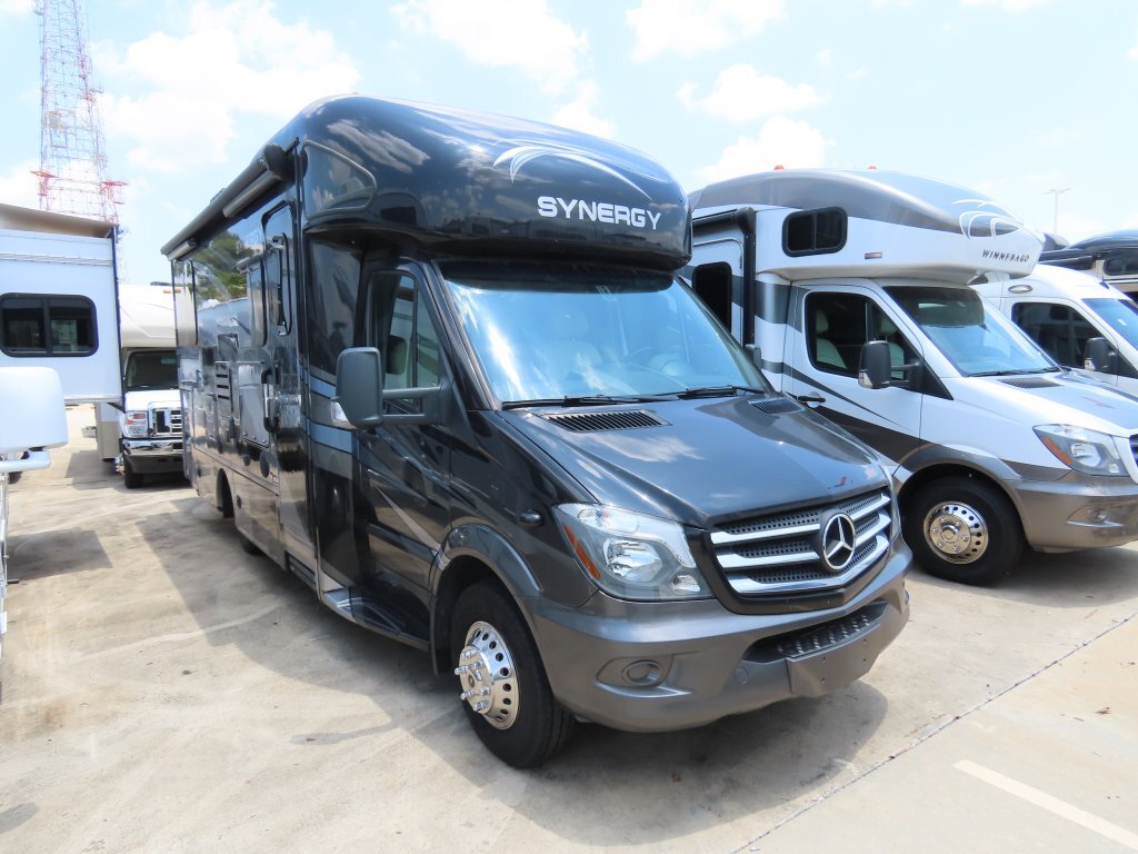 Synergy Rv Used 2018 Thor Motor Coach Synergy SP24 For Sale in Spring, TX ...