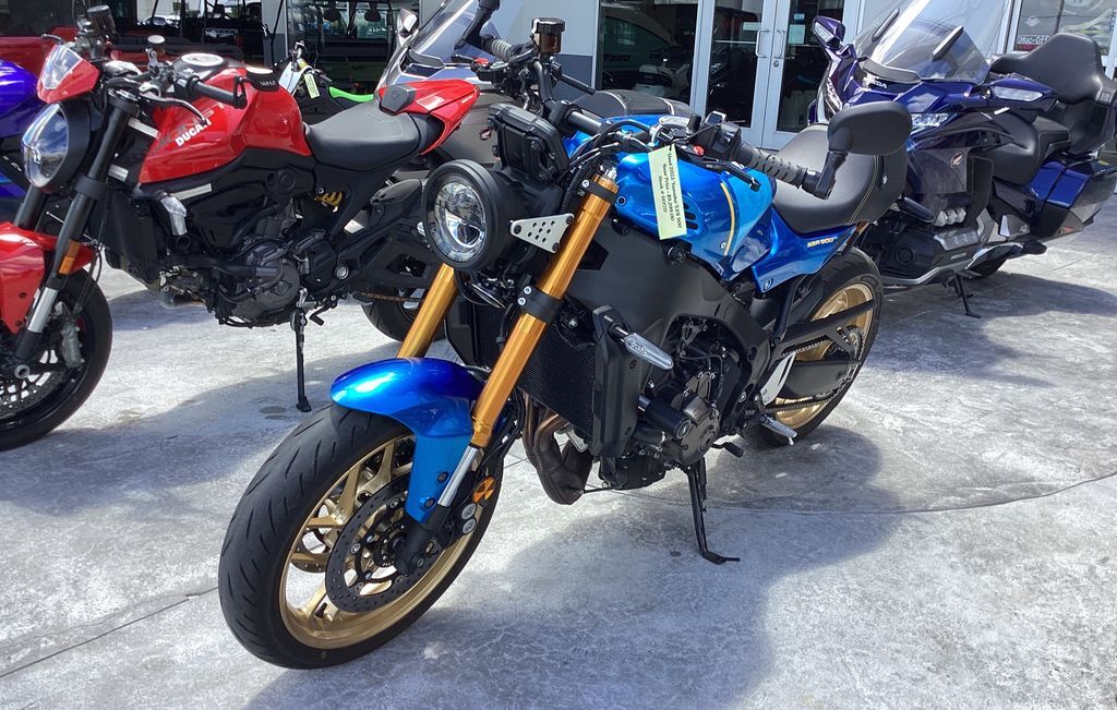 6907040abbff5973655b8c32.jpg?