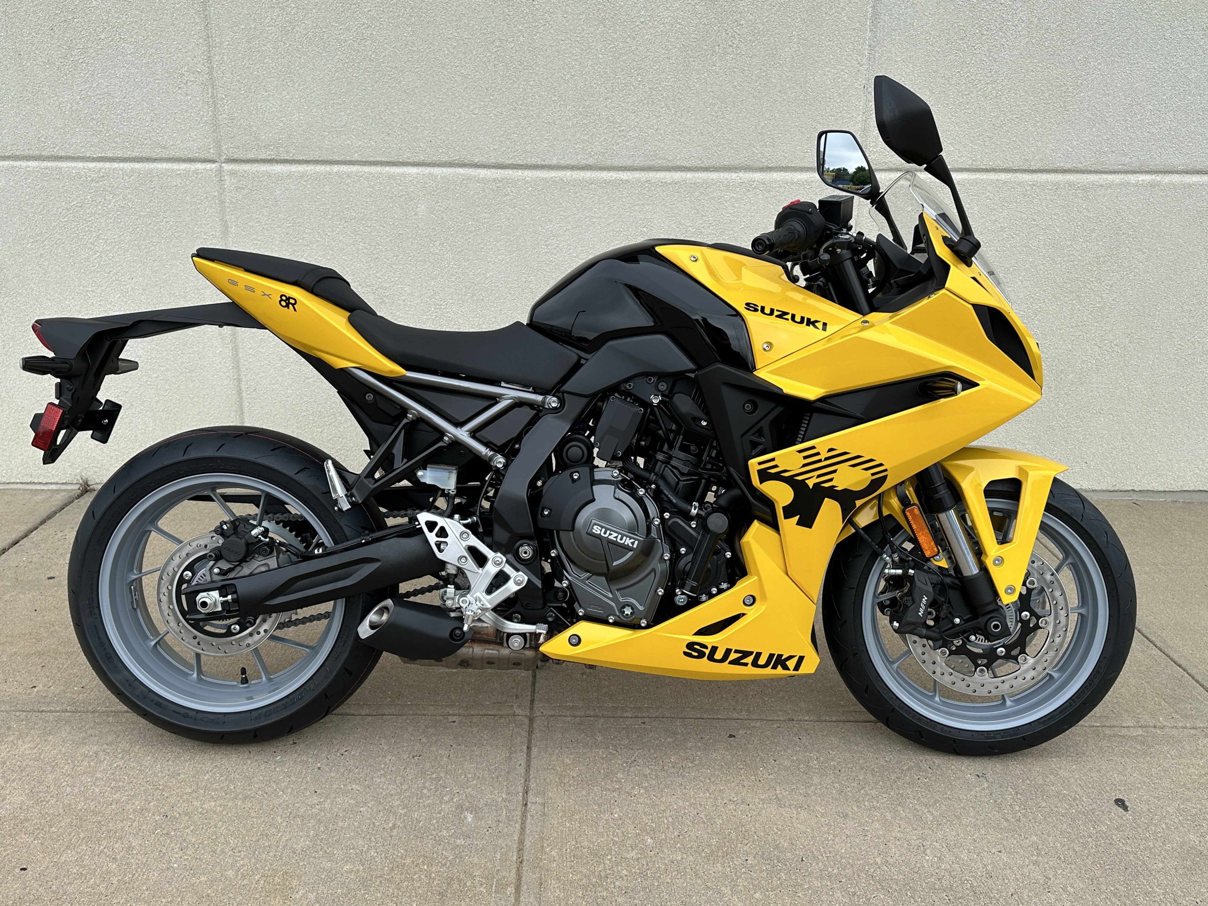 New 2024 Suzuki GSX 8R For Sale in Metuchen, NJ - 5032580913