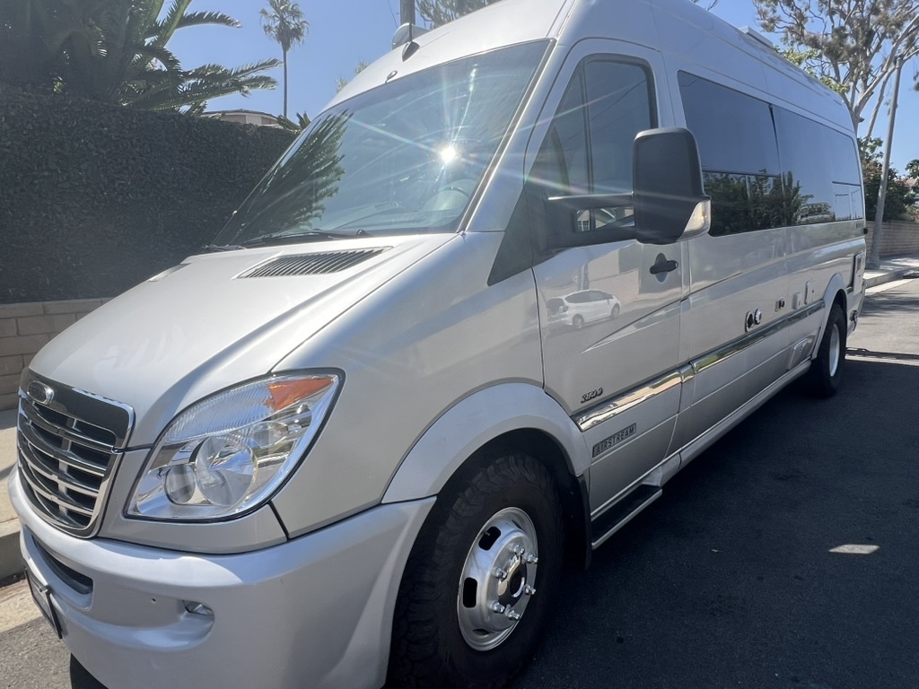 2010 Airstream INTERSTATE 22 LOUNGE in playa del rey CA