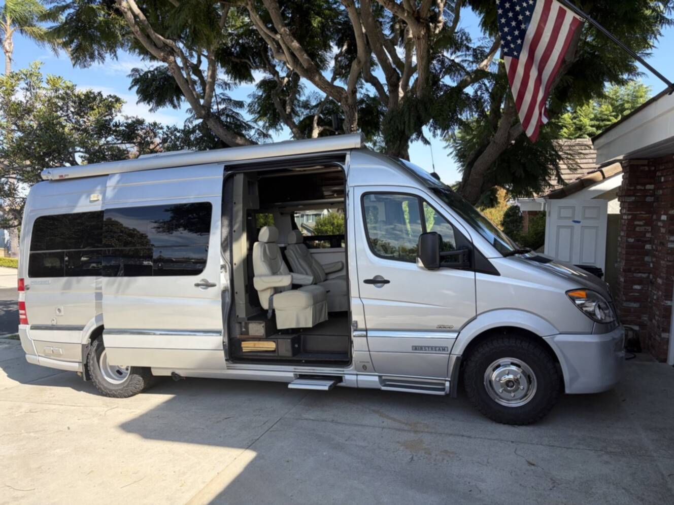 A photo of this 2010 Airstream INTERSTATE 22 LOUNGE