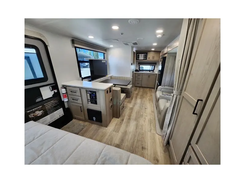 2026 FOREST RIVER ROCKWOOD MINI LITE 2522FB