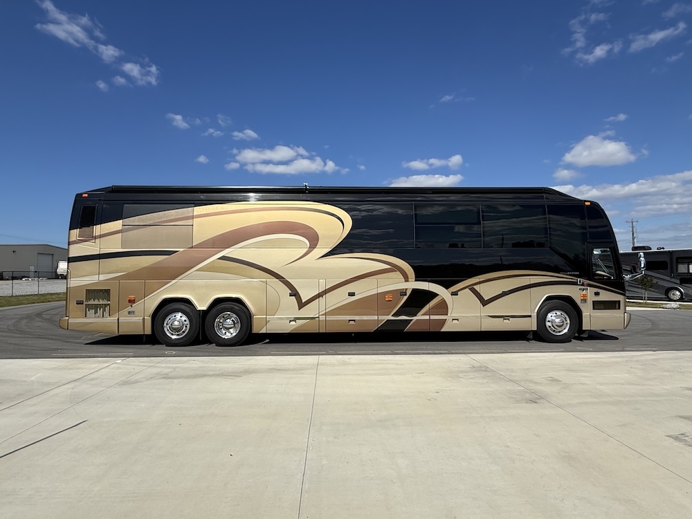 2008 Prevost Millennium H3-45 Double Slide in rossville GA