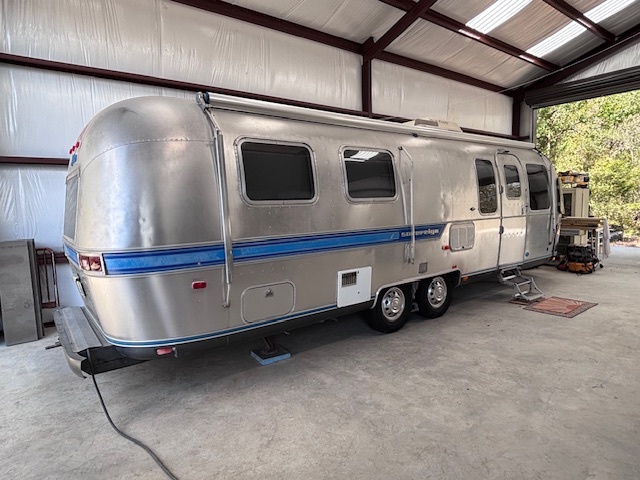 1987 Airstream SOVEREIGN 31 TWIN in washington TX