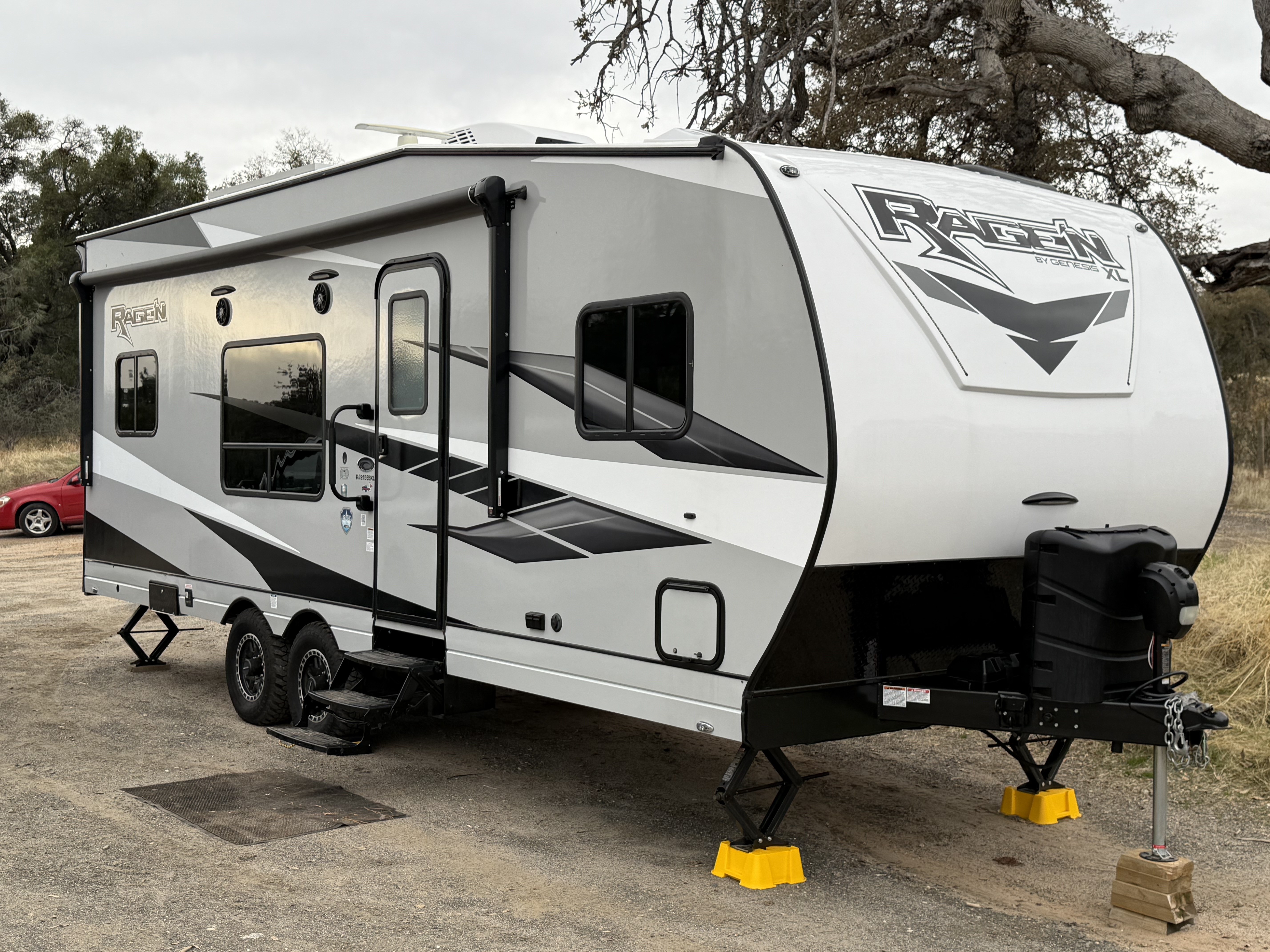 2025 Genesis Supreme Rv RAGEN 2215SSXL RV