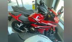 2017 Honda CBR500R Sportbike motorcycle