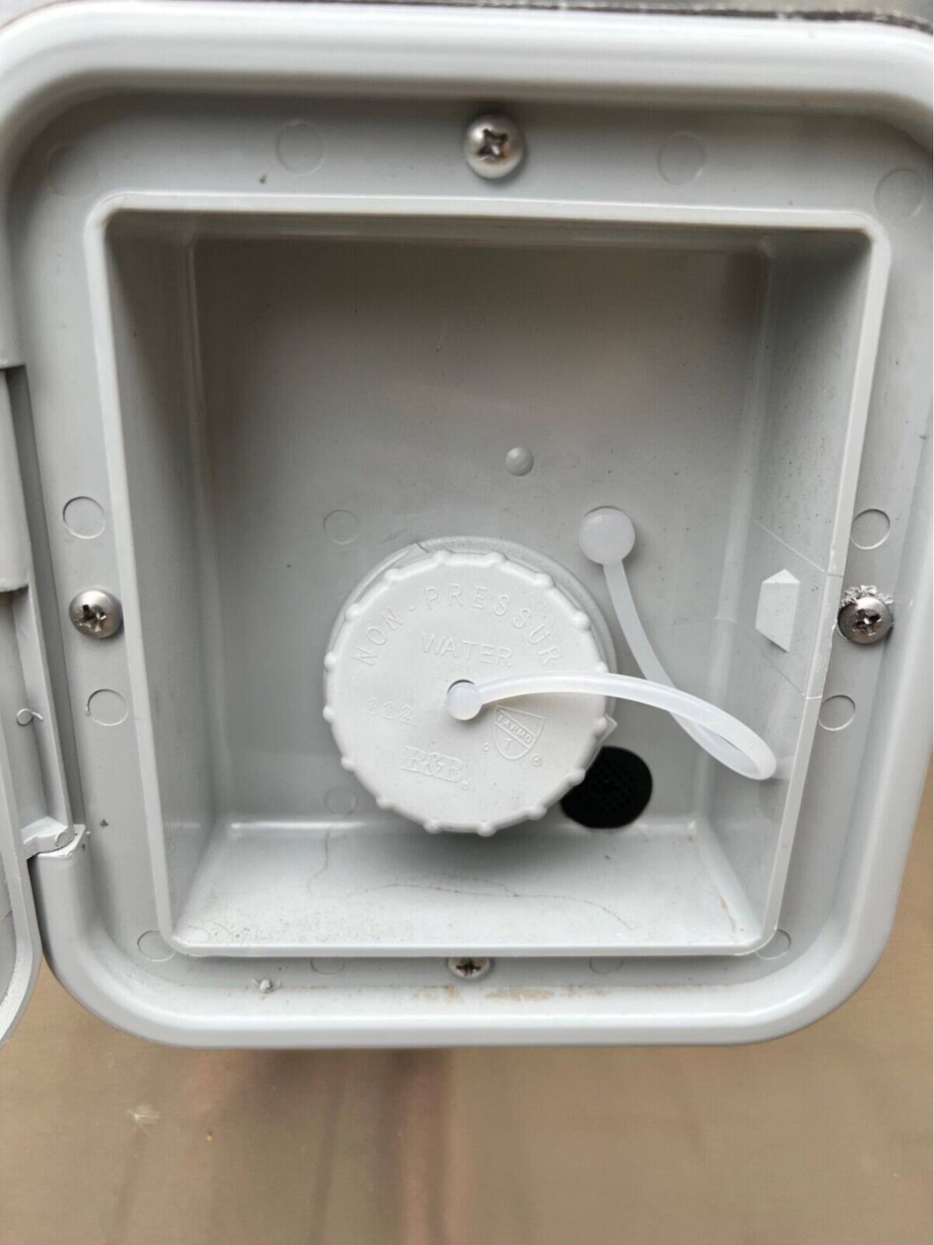 A photo of this 2021 Airstream BAMBI 22FB