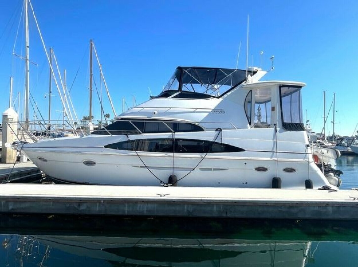 2001 Carver 396 Motor Yacht in san pedro CA