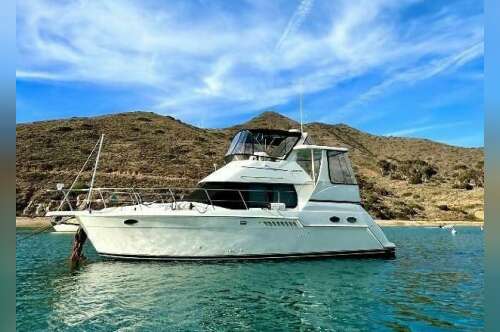 1999 Carver 356 Aft Cabin Motor Yacht in san pedro CA