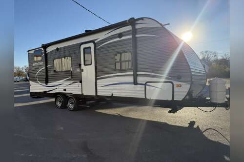 2018 Dutchmen ASPEN TRAIL 2710BH in findlay OH