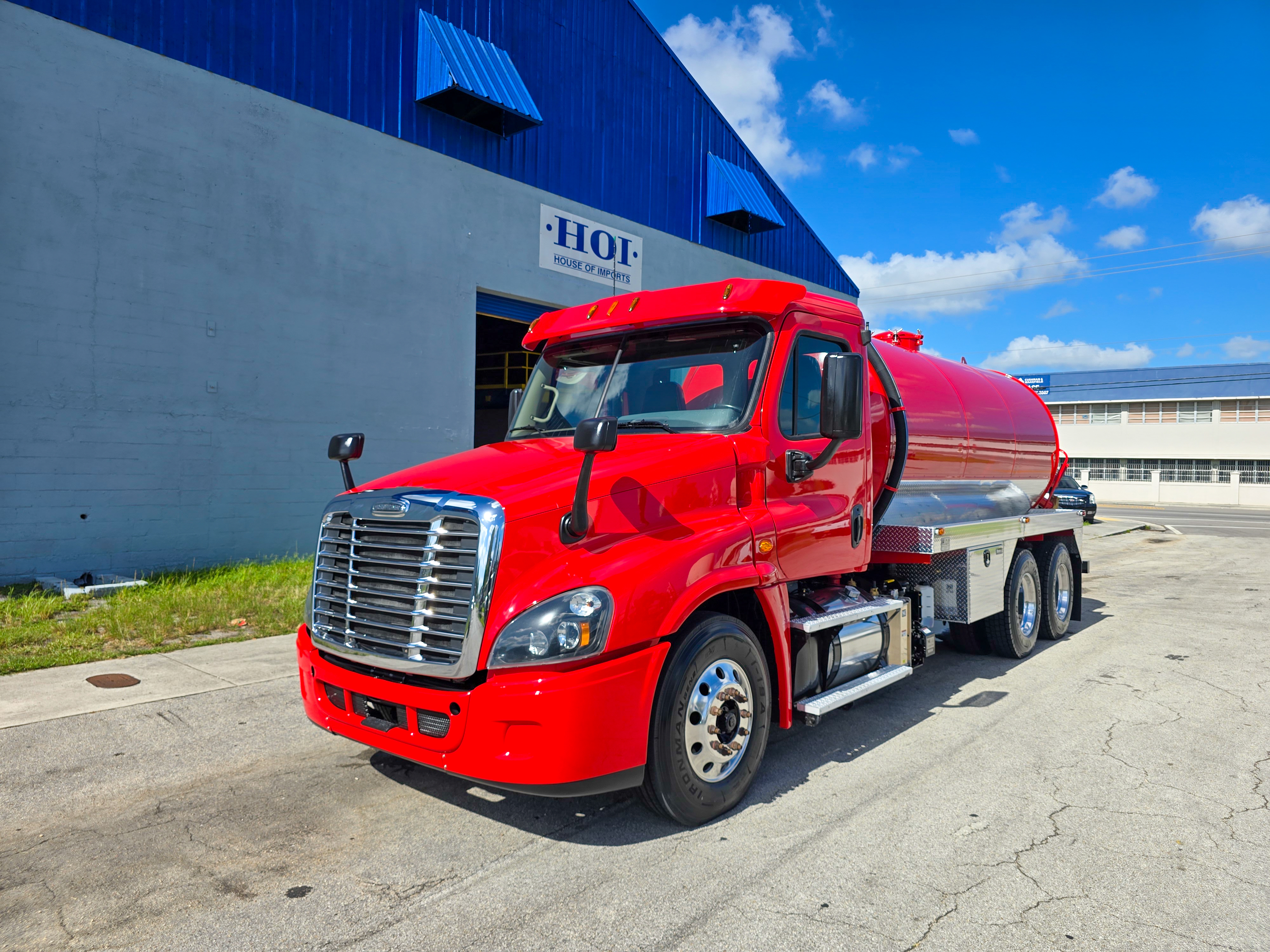 2019 FREIGHTLINER CASCADIA 125 in Miami, FL