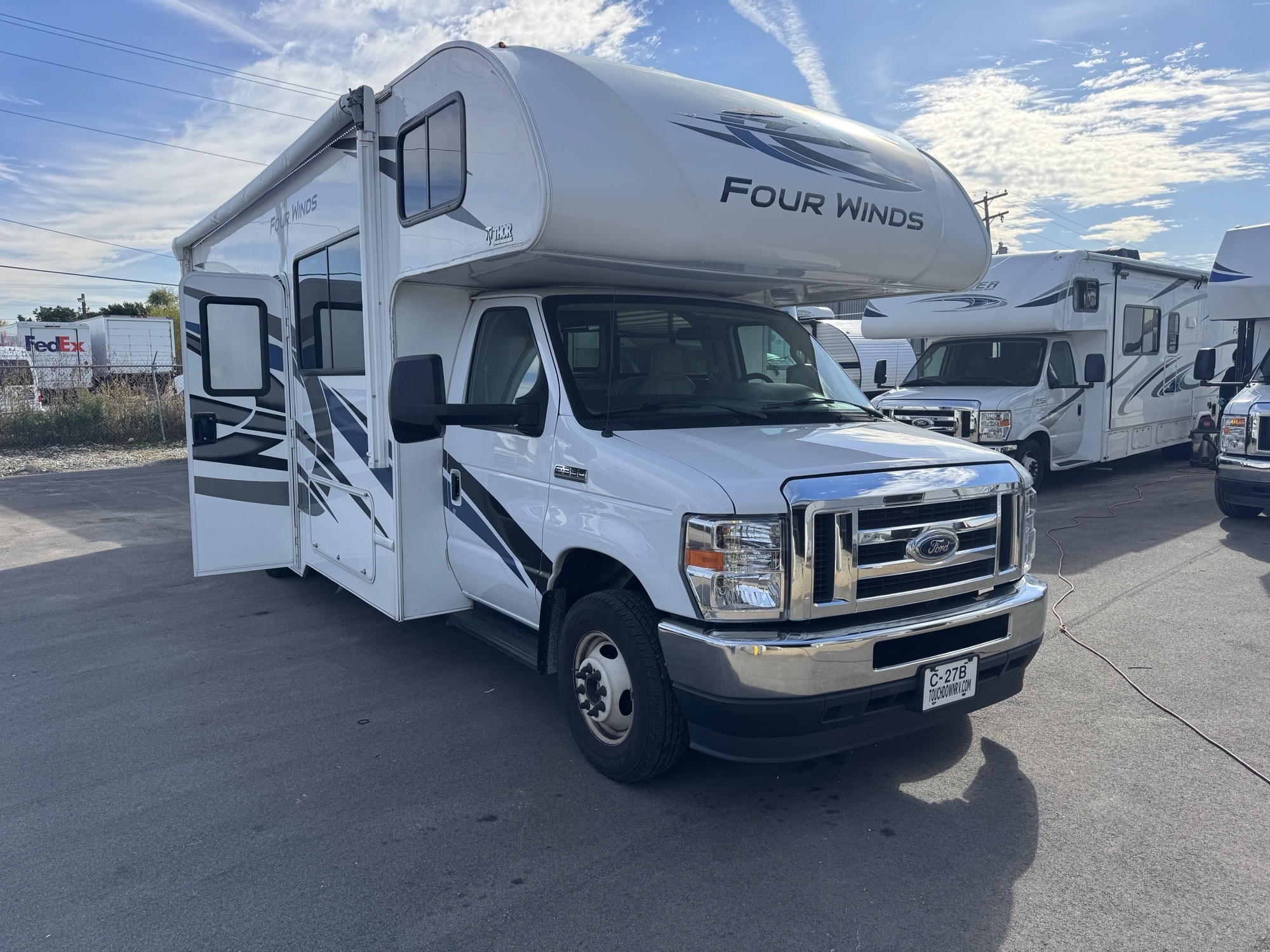 2021 Thor Motor Coach FOUR WINDS 26B in zionsville IN
