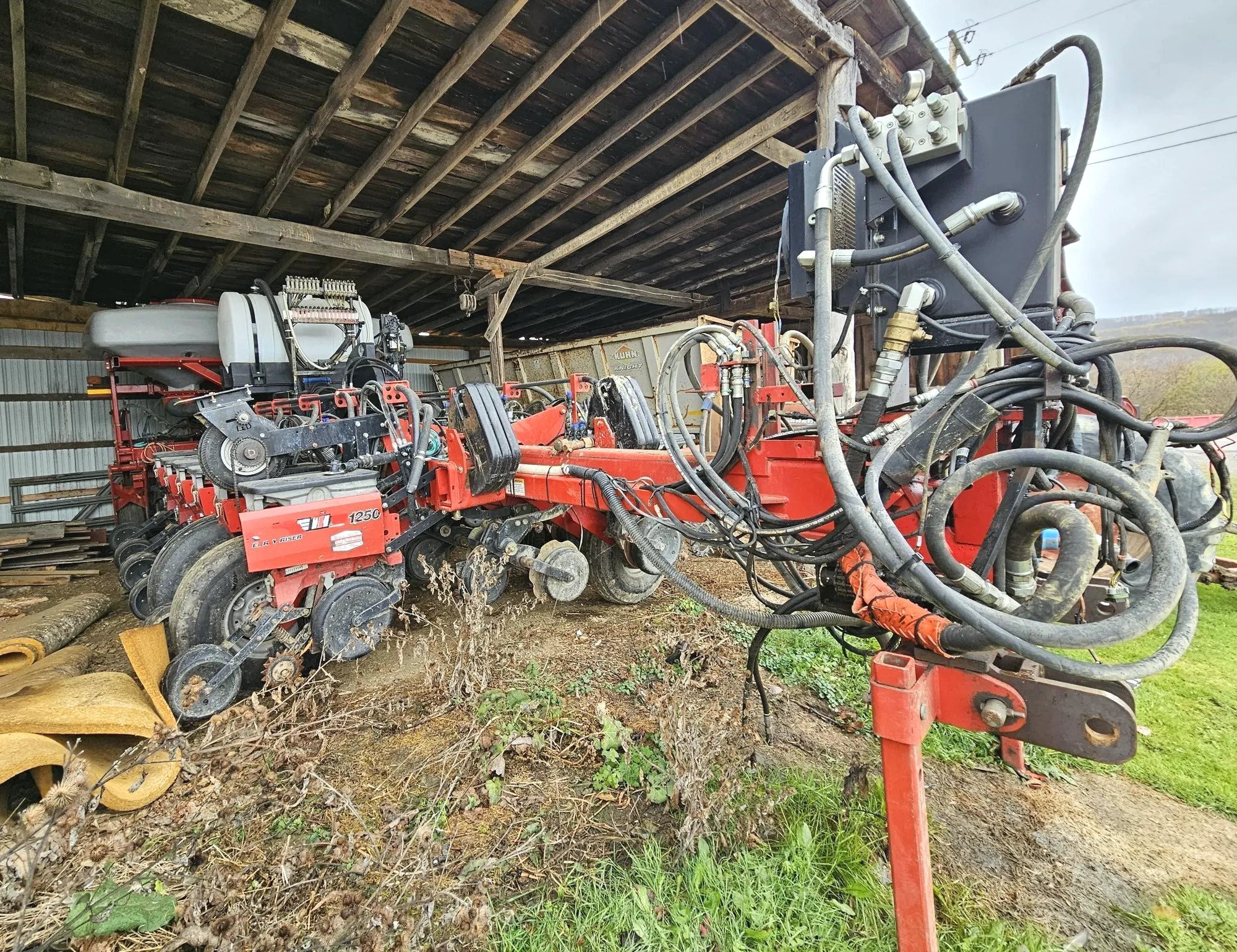 CASE IH 1250 in Shinglehouse, PA