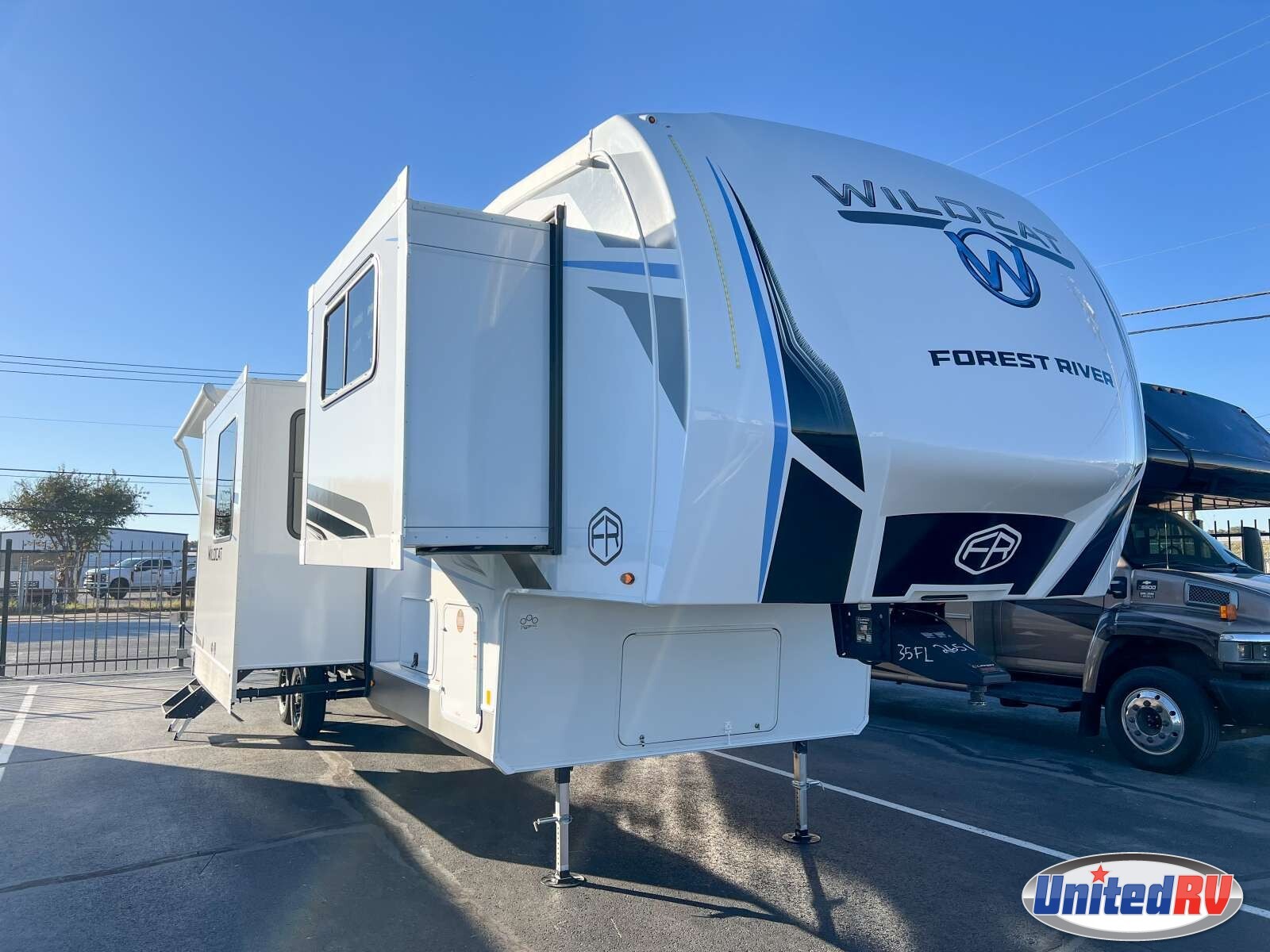 2026 Forest River WILDCAT 35FL RV