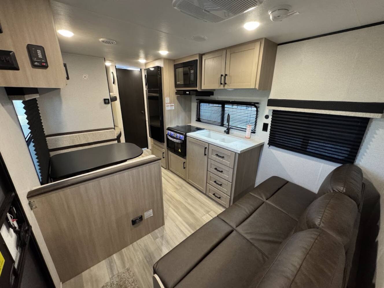 A photo of this 2026 Heartland PROWLER 2600BH