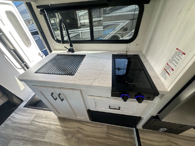 2026 GULF STREAM CONQUEST 6220LE