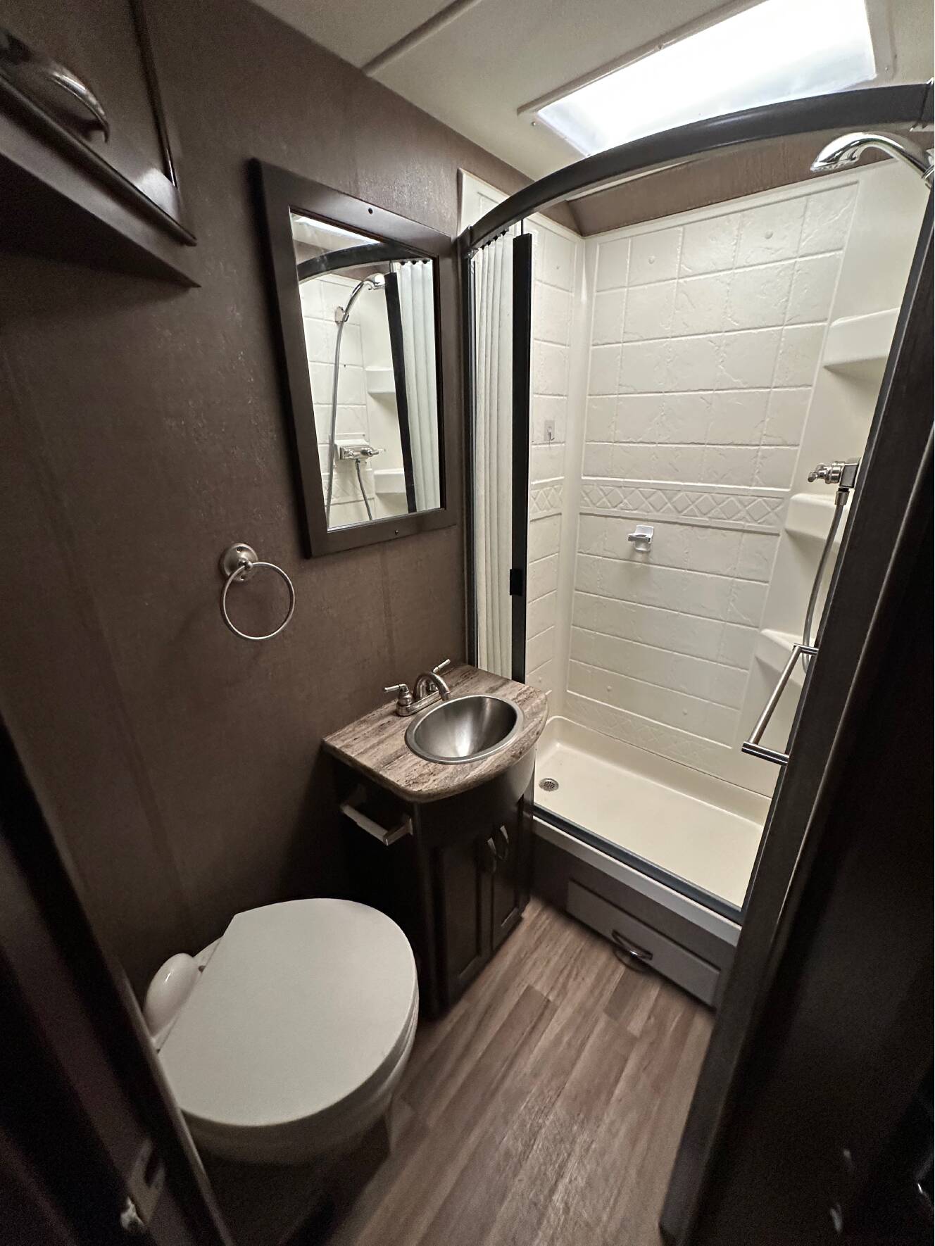 A photo of this 2017 Thor Motor Coach A.C.E. 27.2