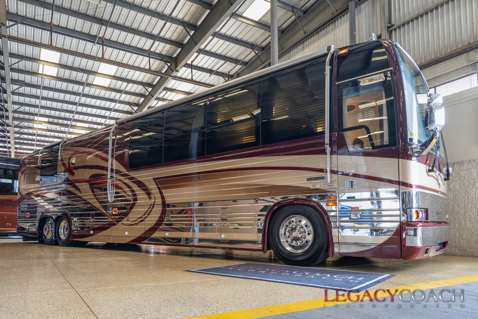 2001 Prevost COUNTRY COACH 45 XLII in rockwall TX