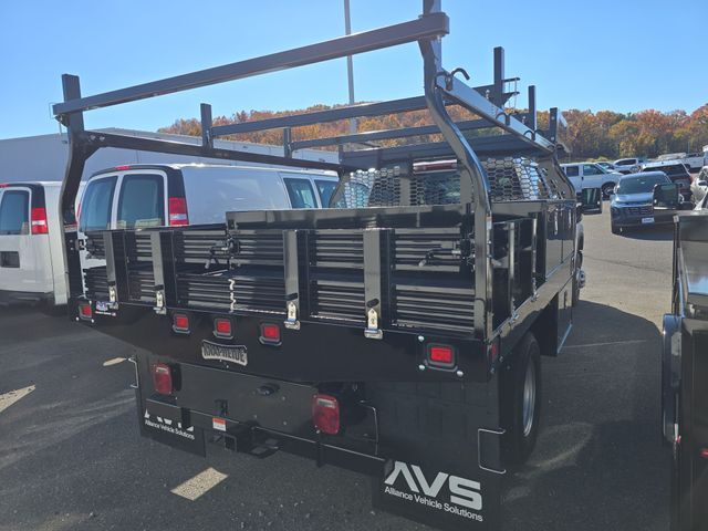 2025 Chevrolet Silverado 3500HD Work Truck photo 4