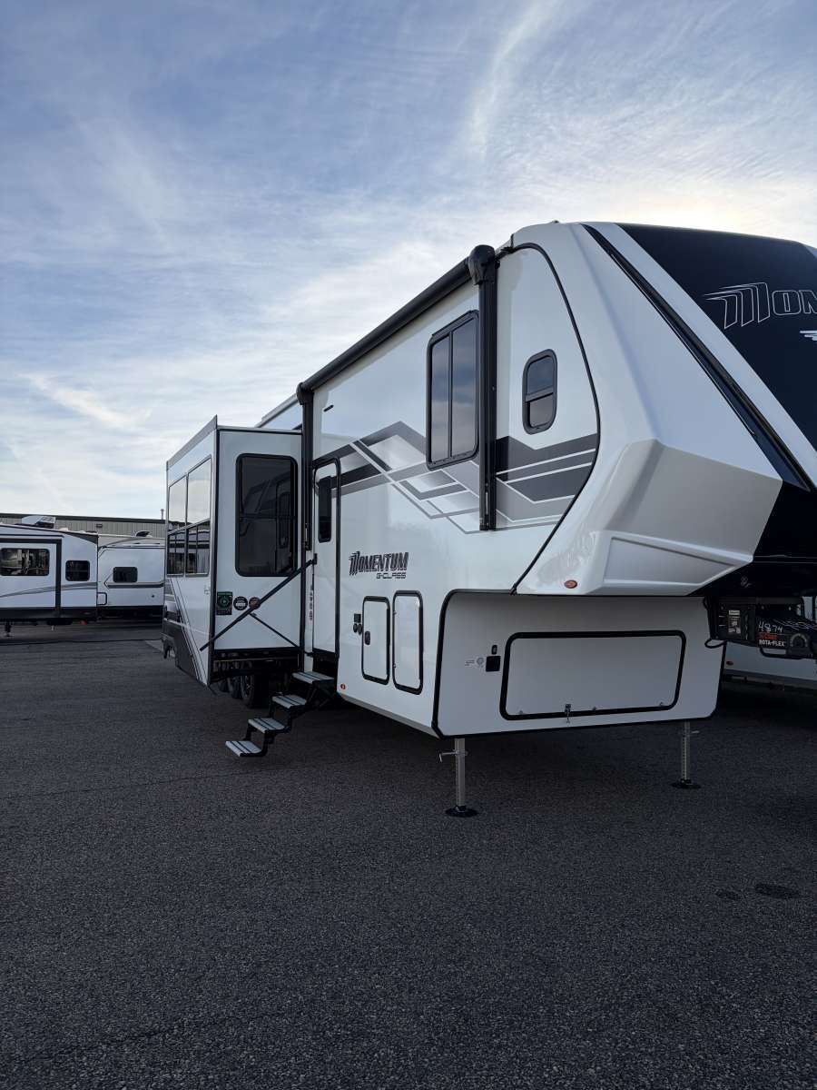 2026 Grand Design MOMENTUM 394G in evansville WY
