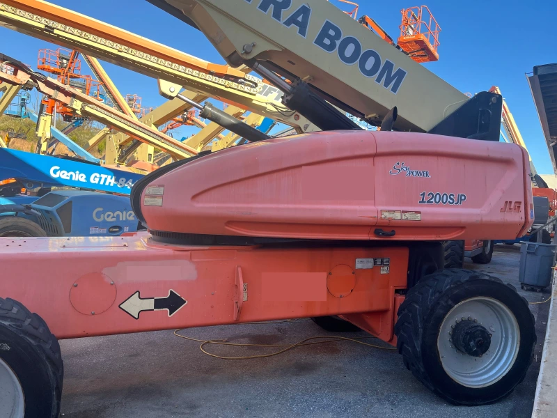 2008 JLG 1200SJP
