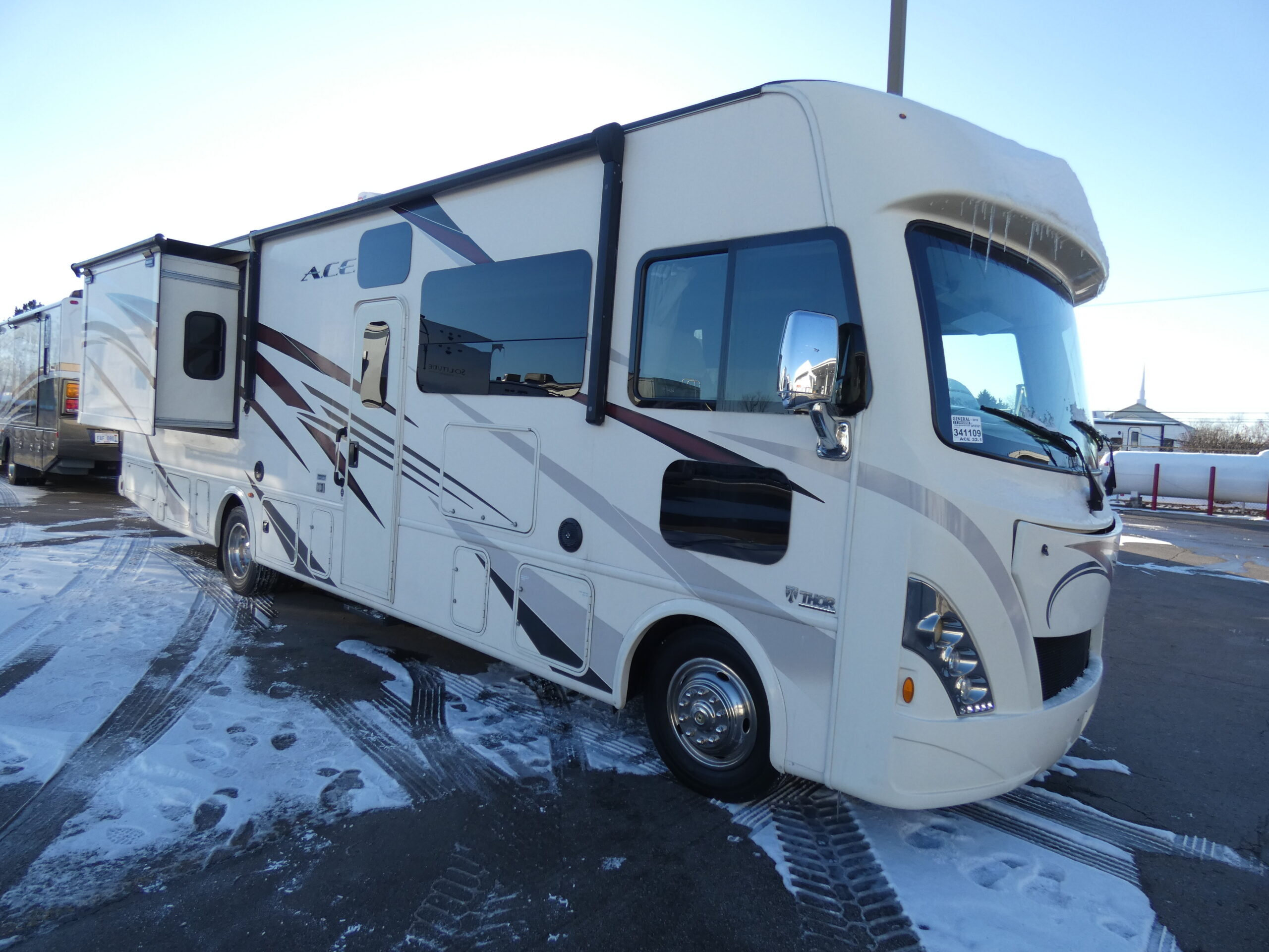 Thor Rv 32 Used 2018 Thor Motor Coach Ace 32 1 For Sale in Brownstown, MI ...
