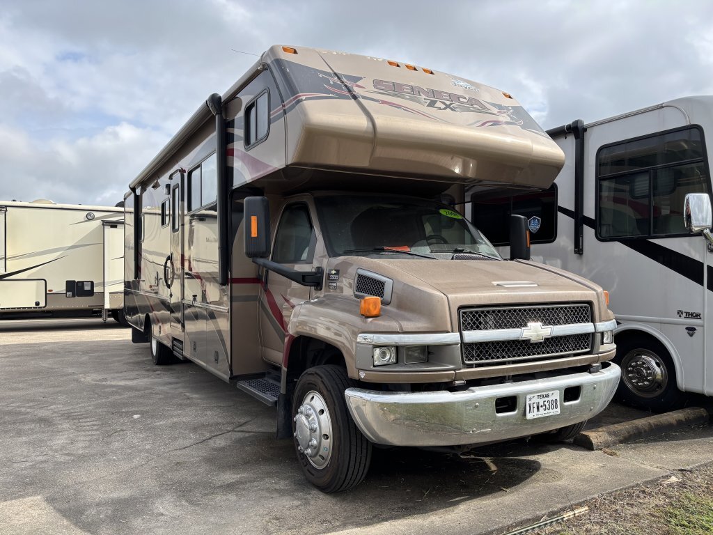 Jayco Class C Motorhomes Sleeps 8 For Sale Near 71028 - RV Trader
