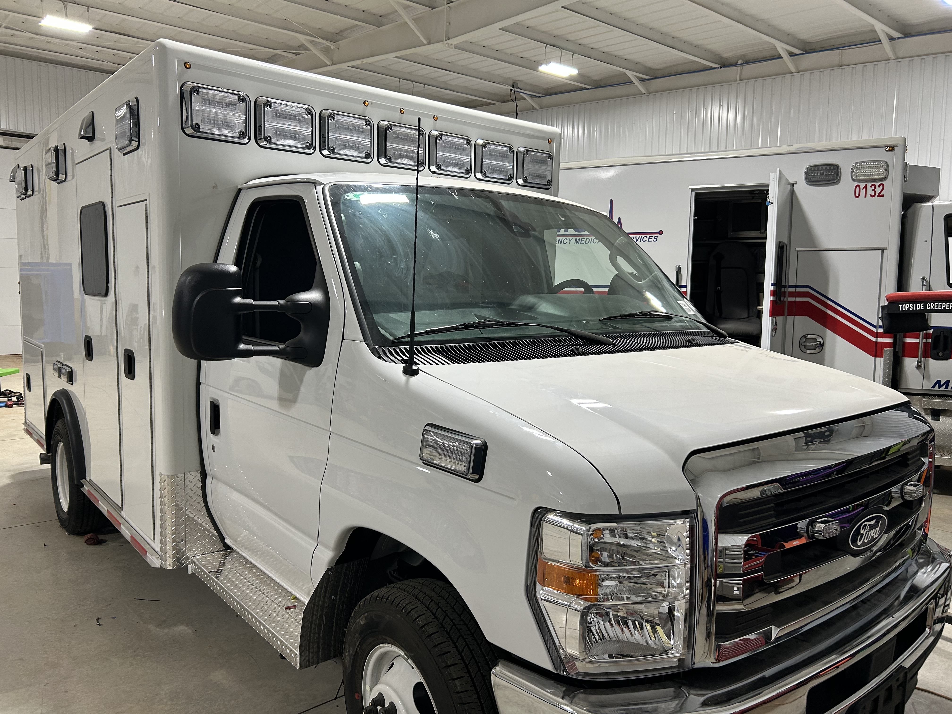 2026 FORD E350 in Camp Hill, PA
