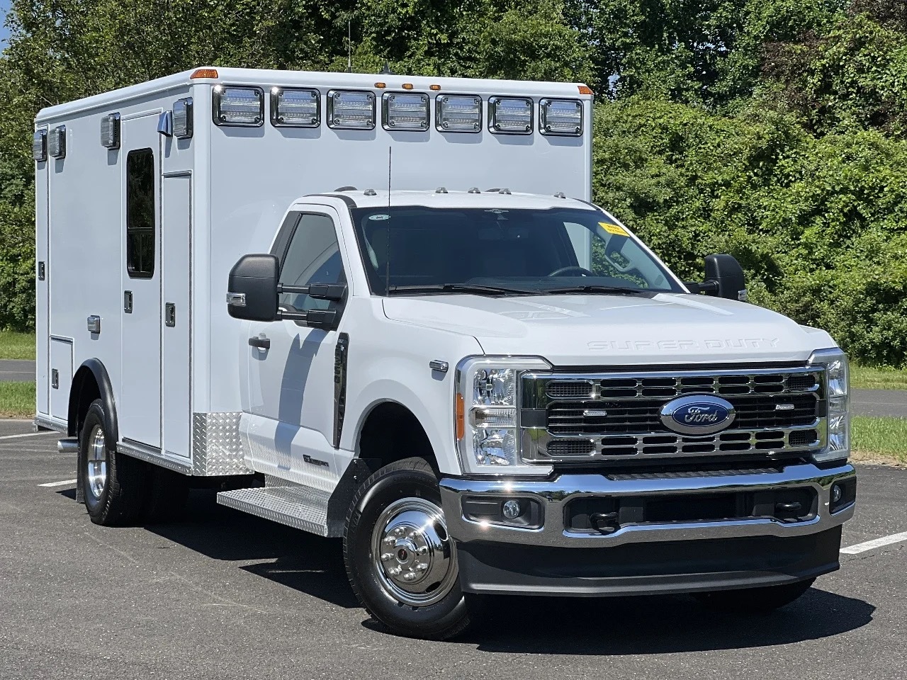 2023 FORD F350 in Camp Hill, PA