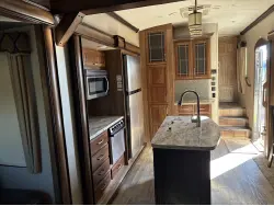2017 KEYSTONE MONTANA 3660RL