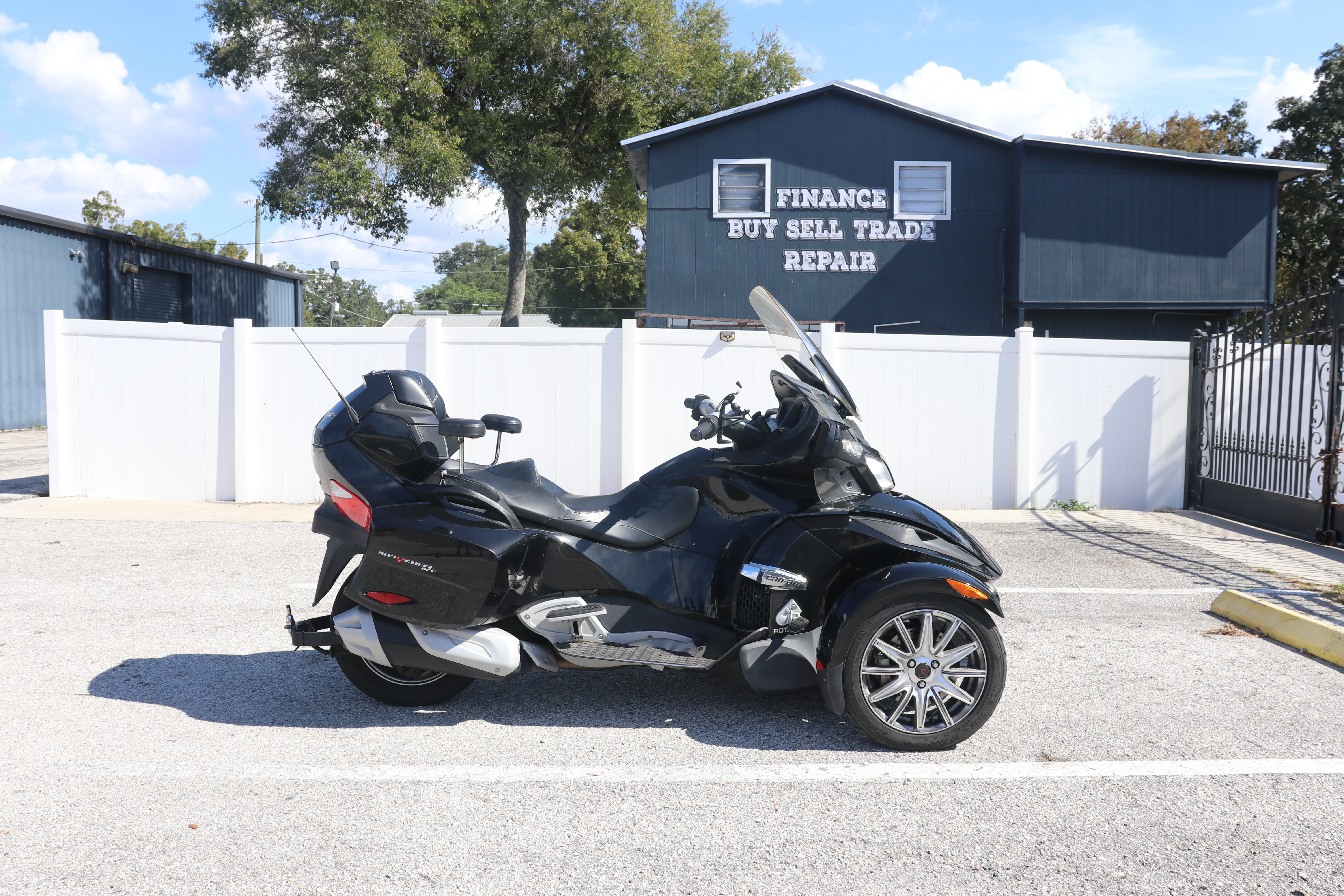 2016 Can-Am SPYDER RT-S SM6 in tampa FL