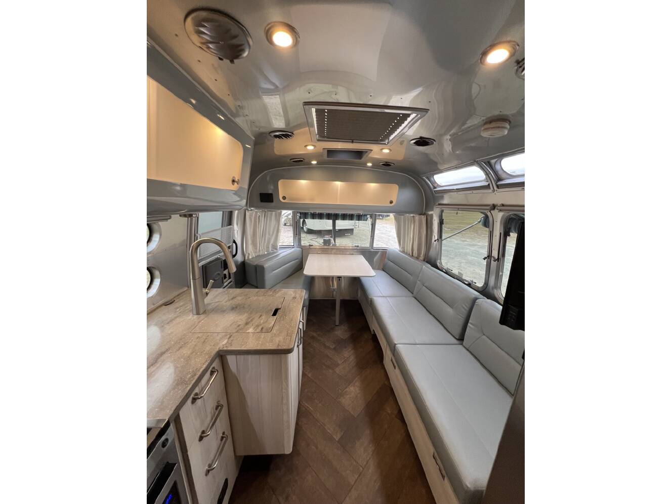 A photo of this 2022 Airstream INTERNATIONAL 25 FB