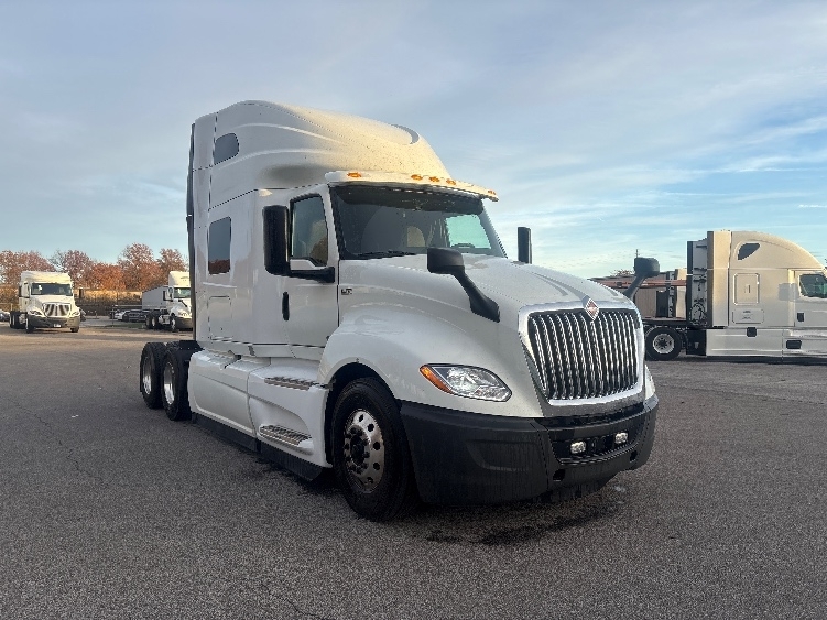 2022 INTERNATIONAL LT625 in Avon Lake, OH