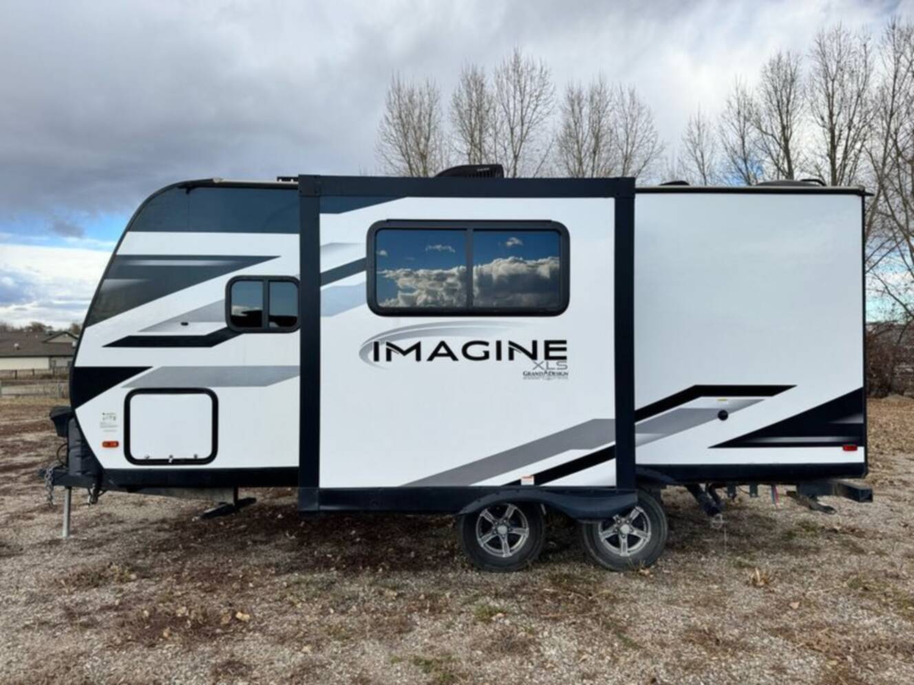 A photo of this 2023 Grand Design Rv Imagine 17mke