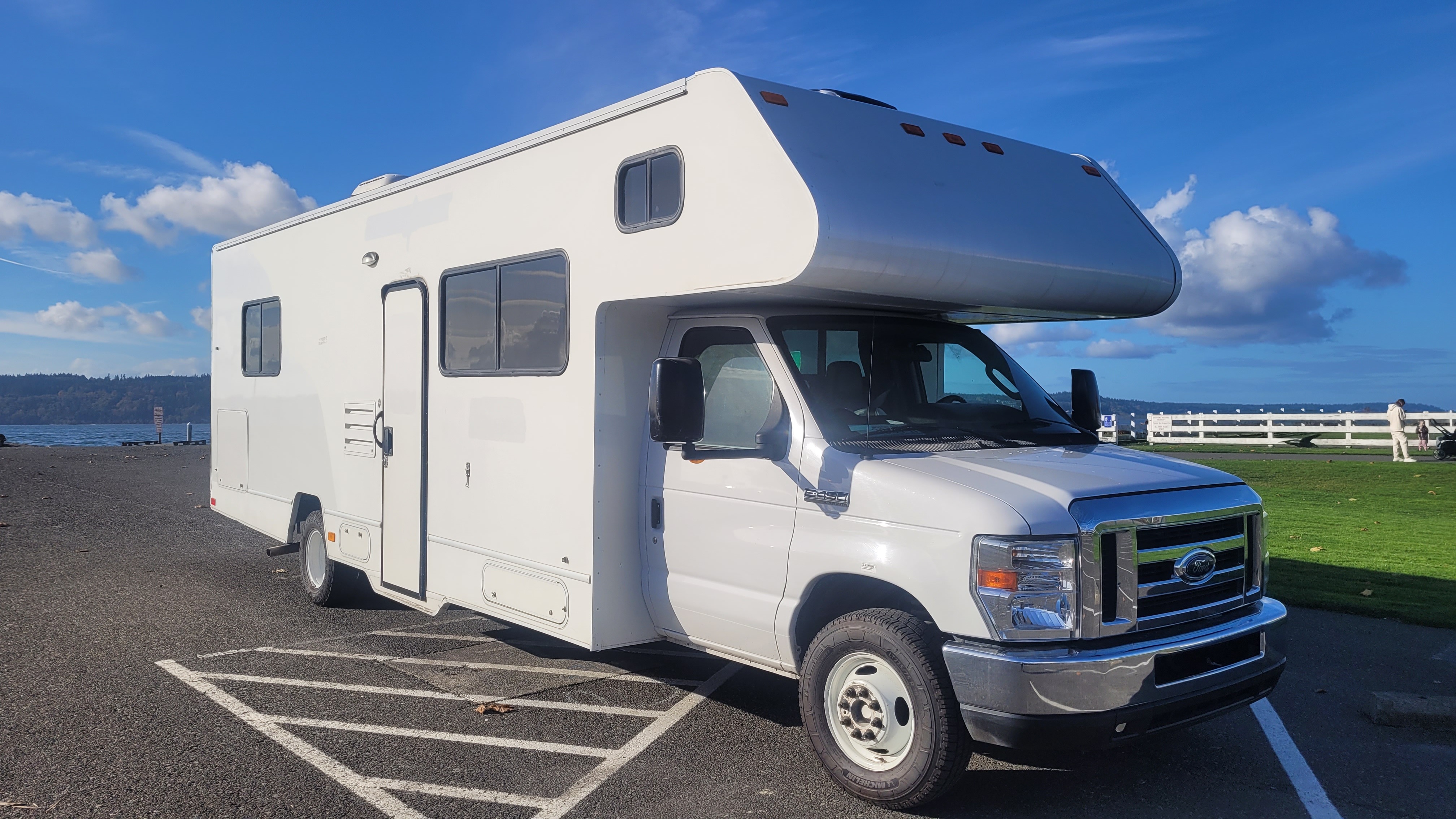 2020 Winnebago Minnie Winnie 328qr PRE-RECONDITIONED MOTOR COACH in everett WA