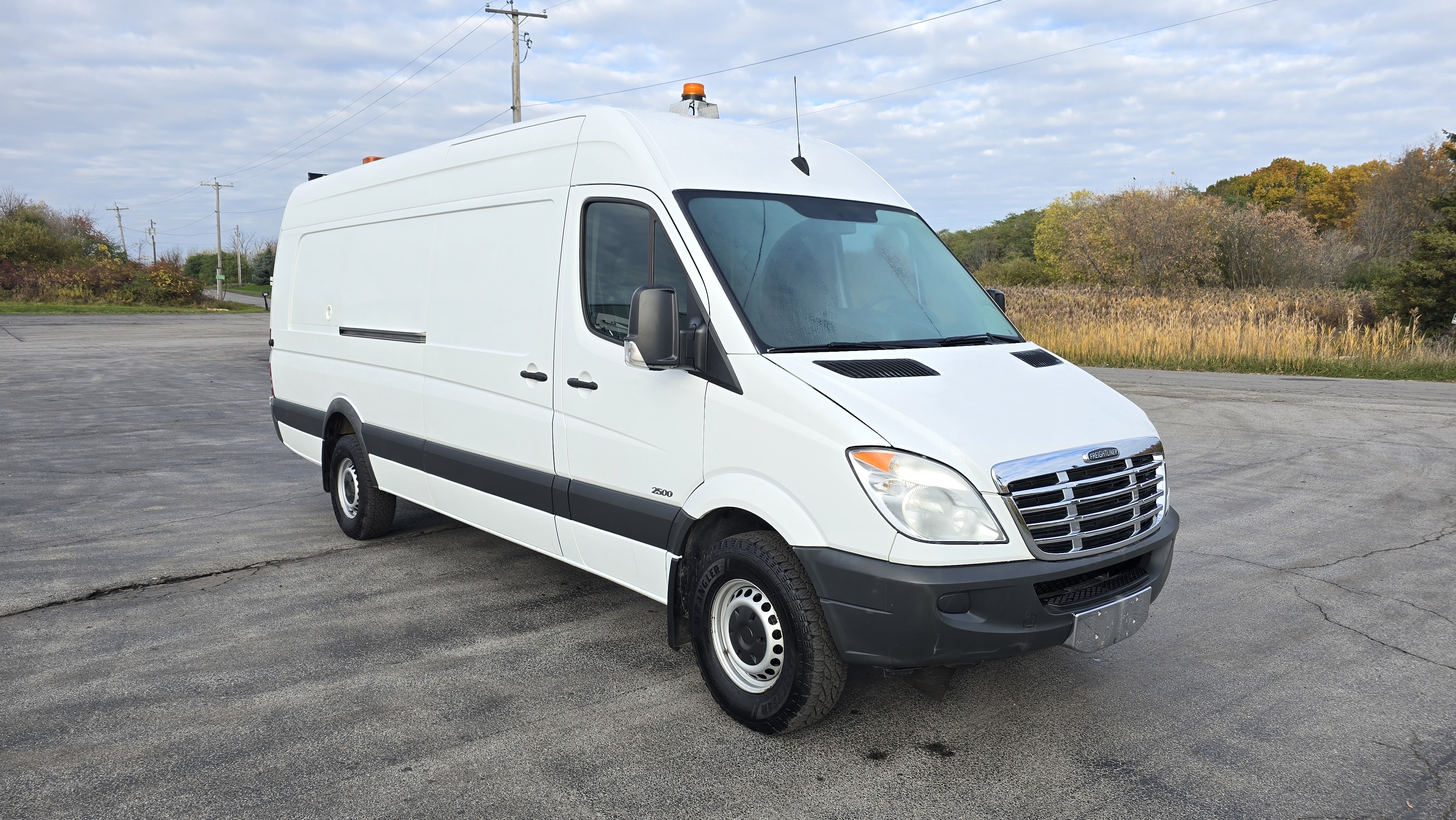 2013 FREIGHTLINER SPRINTER 2500 in Lockport, NY