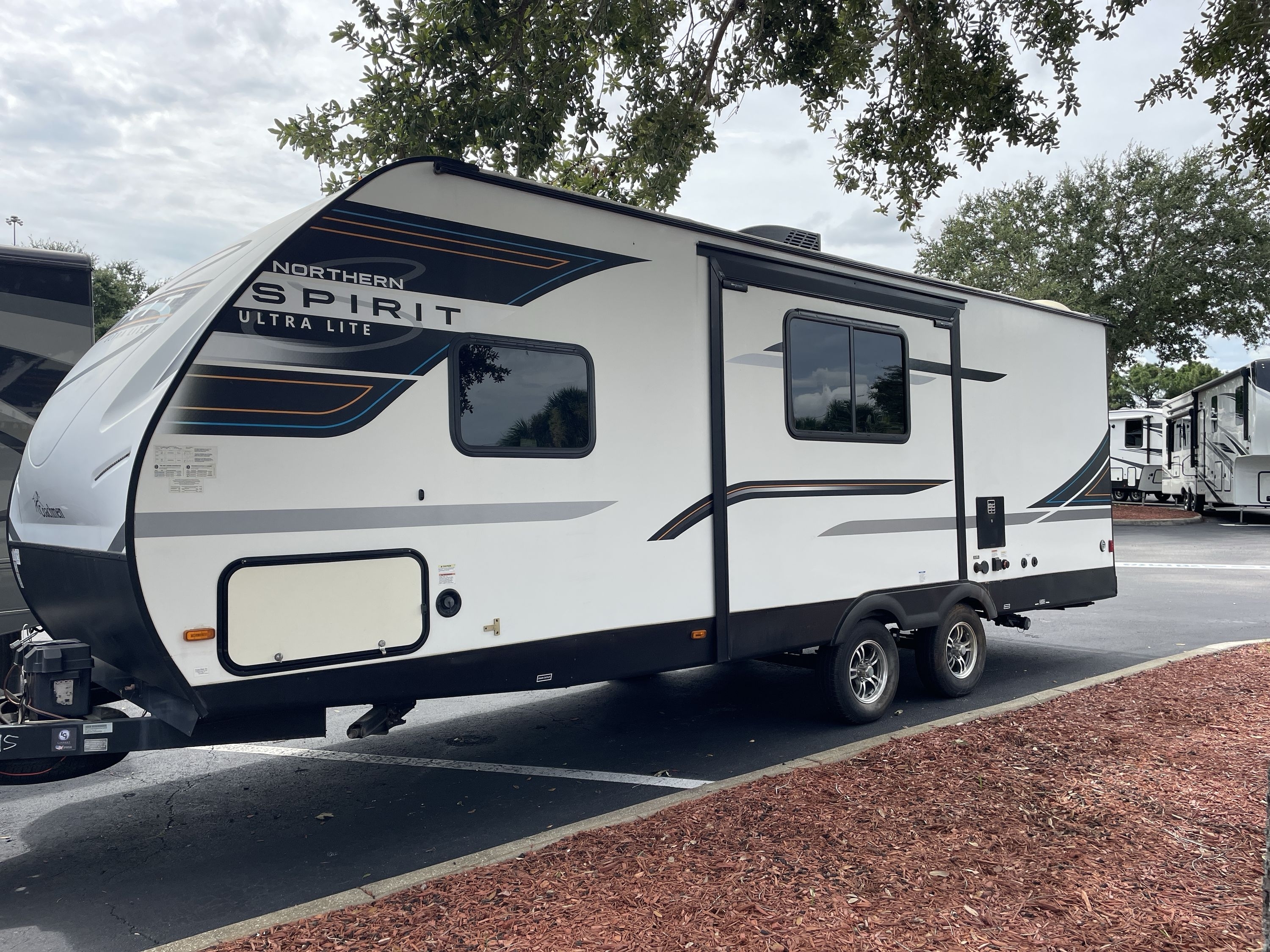 Coachmen Apex Nano 17TH Travel Trailers for sale - RV Trader