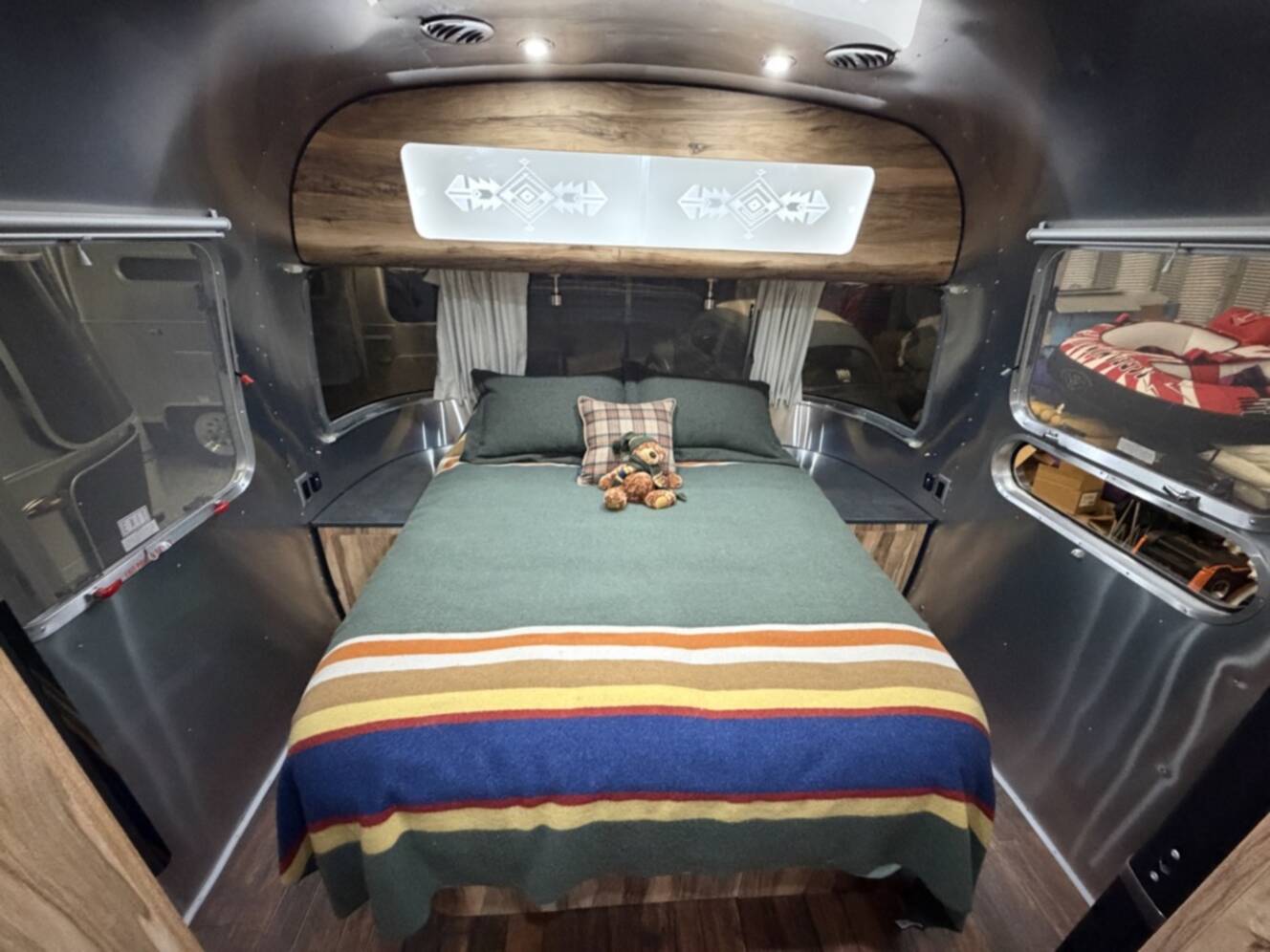 A photo of this 2016 Airstream PENDLETON 27FB