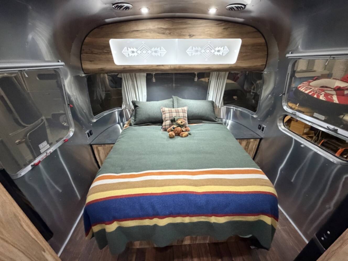 A photo of this 2016 Airstream PENDLETON 27FB
