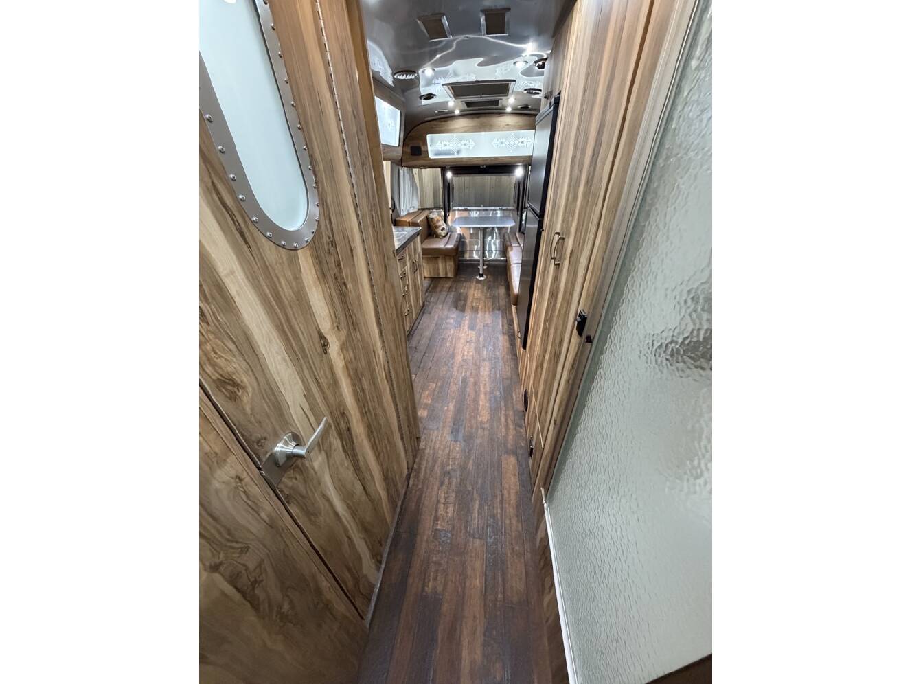 A photo of this 2016 Airstream PENDLETON 27FB