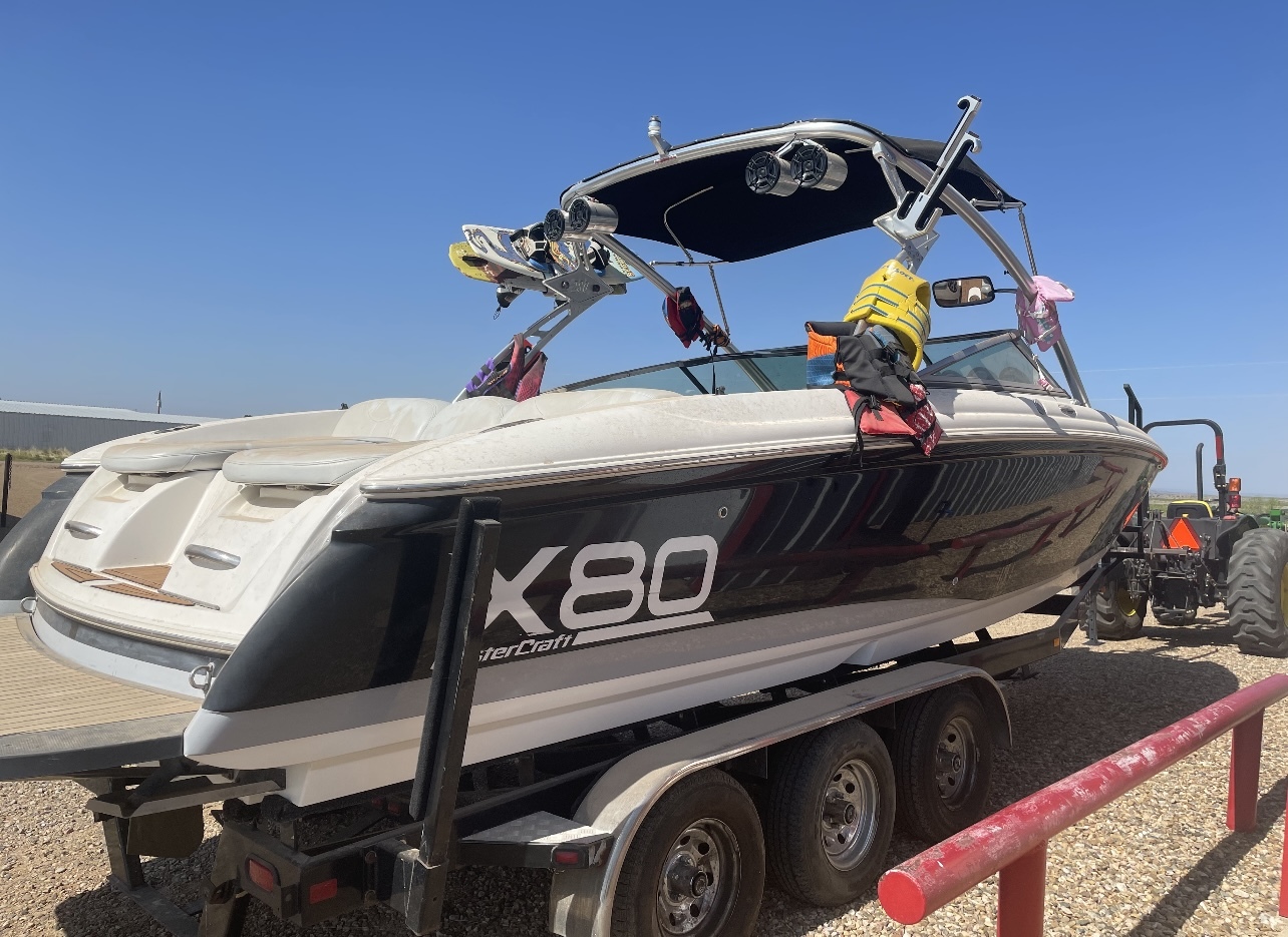 2003 Mastercraft X80 Ski and Wakeboard Boat boat