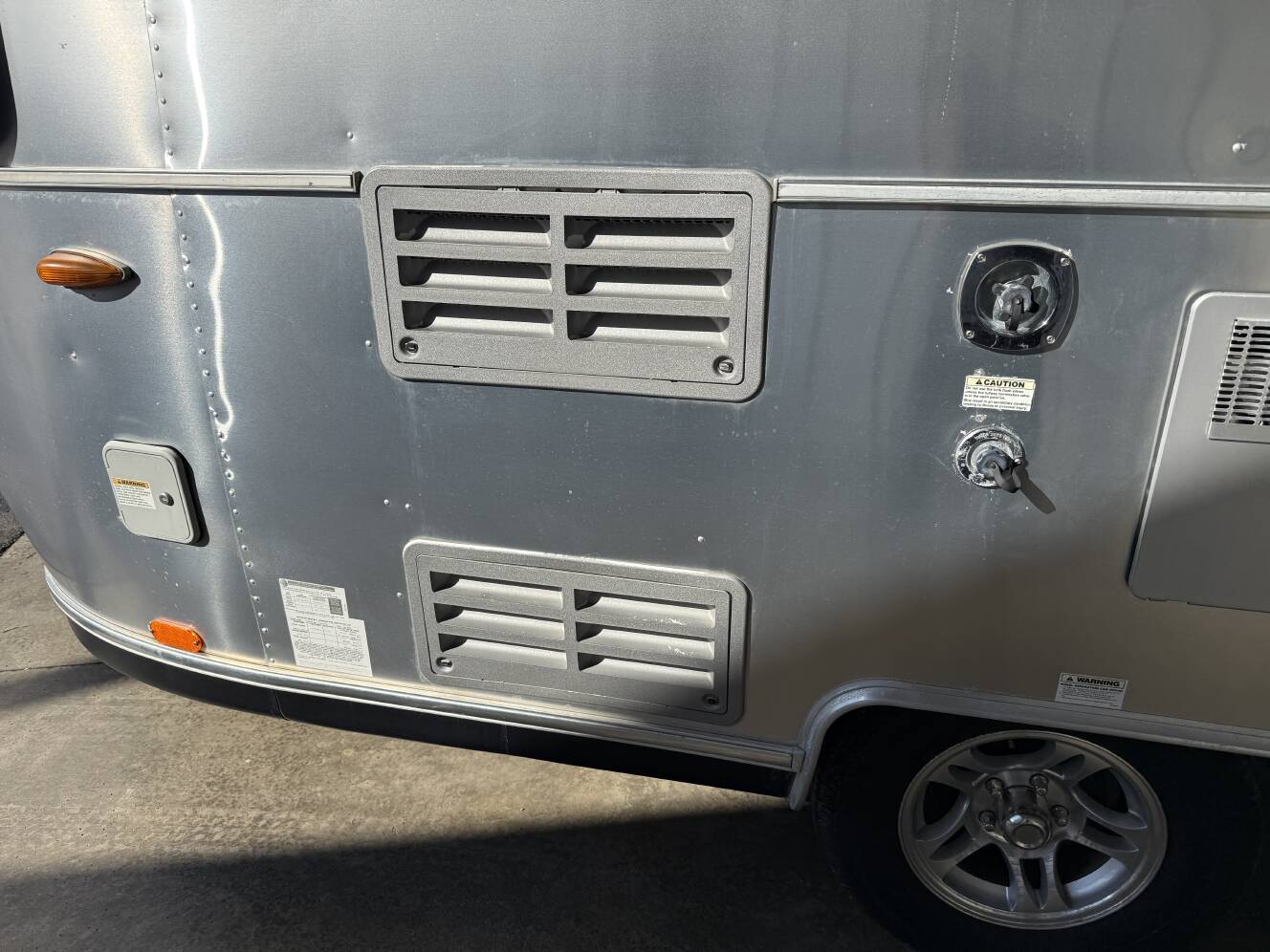 A photo of this 2017 Airstream SPORT 16