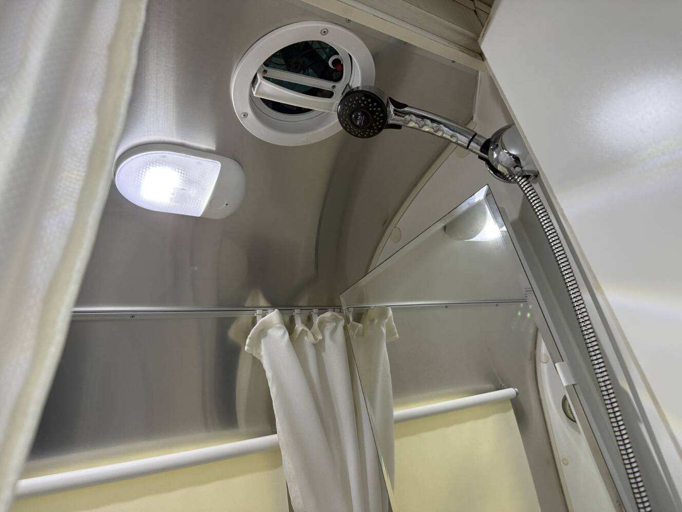 A photo of this 2017 Airstream SPORT 16