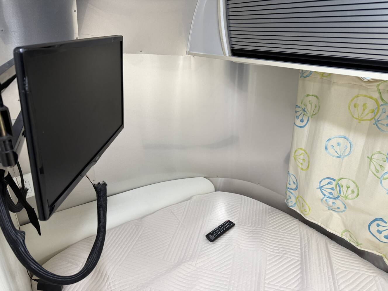 A photo of this 2017 Airstream SPORT 16